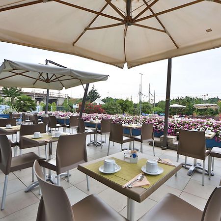 Best Western Plus Soave Hotel 산보니파시오 레스토랑 사진