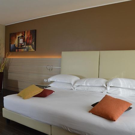 Best Western Plus Soave Hotel 산보니파시오 외부 사진