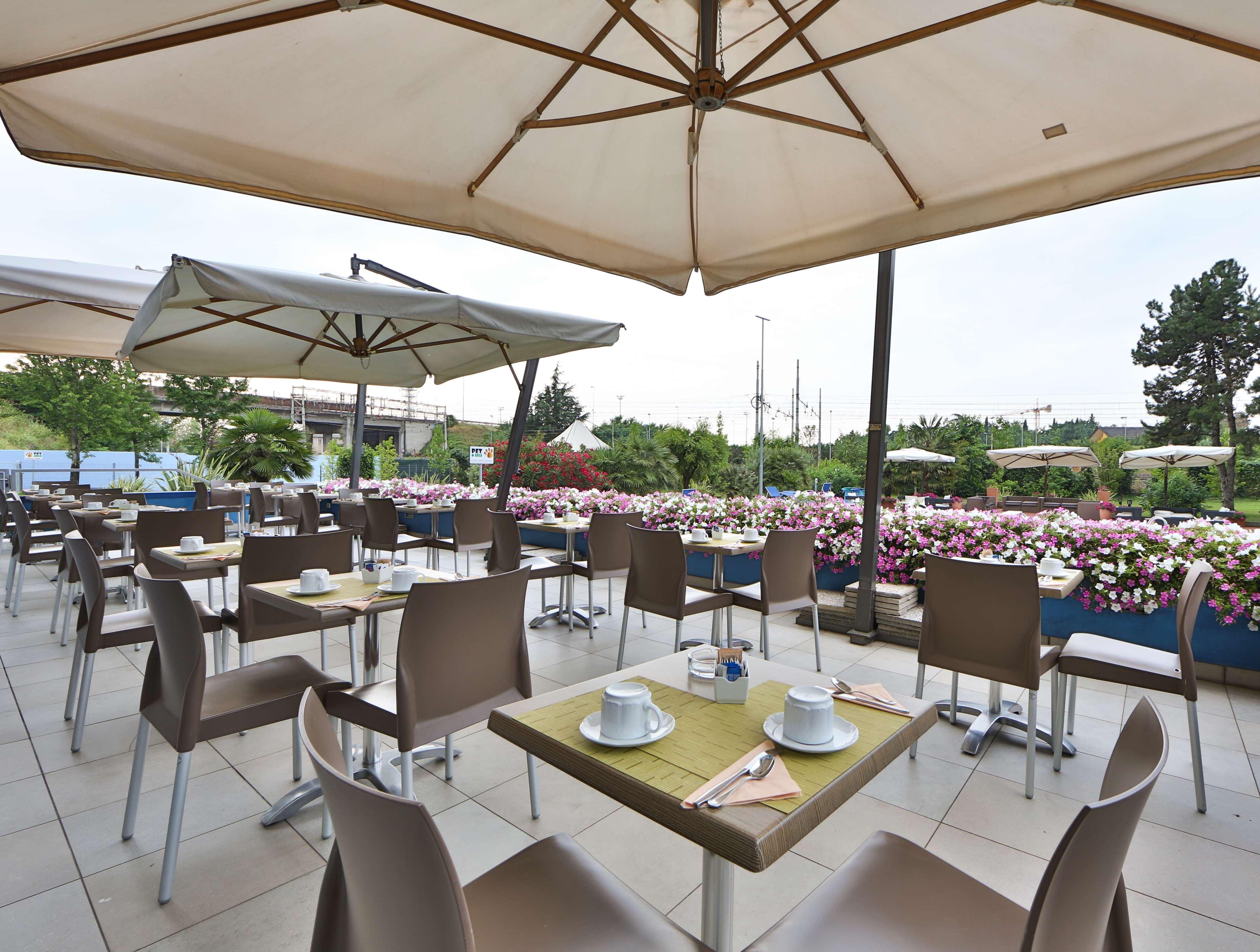 Best Western Plus Soave Hotel 산보니파시오 레스토랑 사진