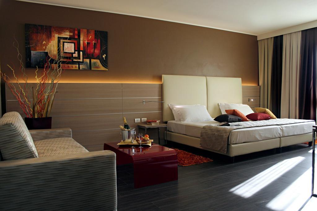 Best Western Plus Soave Hotel 산보니파시오 객실 사진