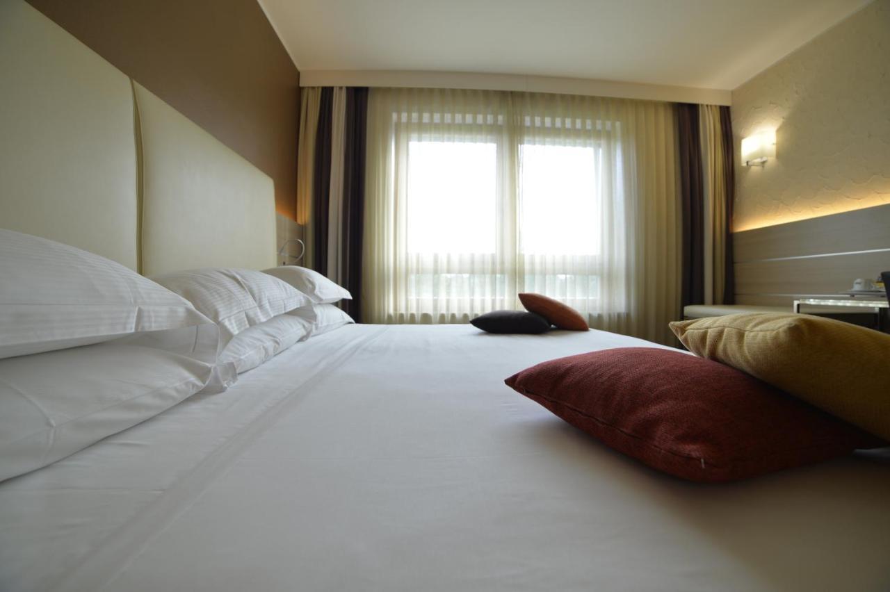 Best Western Plus Soave Hotel 산보니파시오 외부 사진